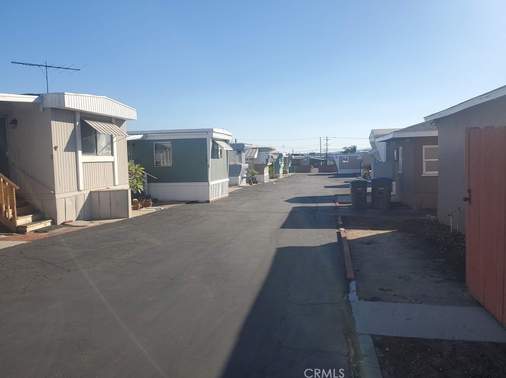 1436 W 130th St #3, Gardena, CA 90249