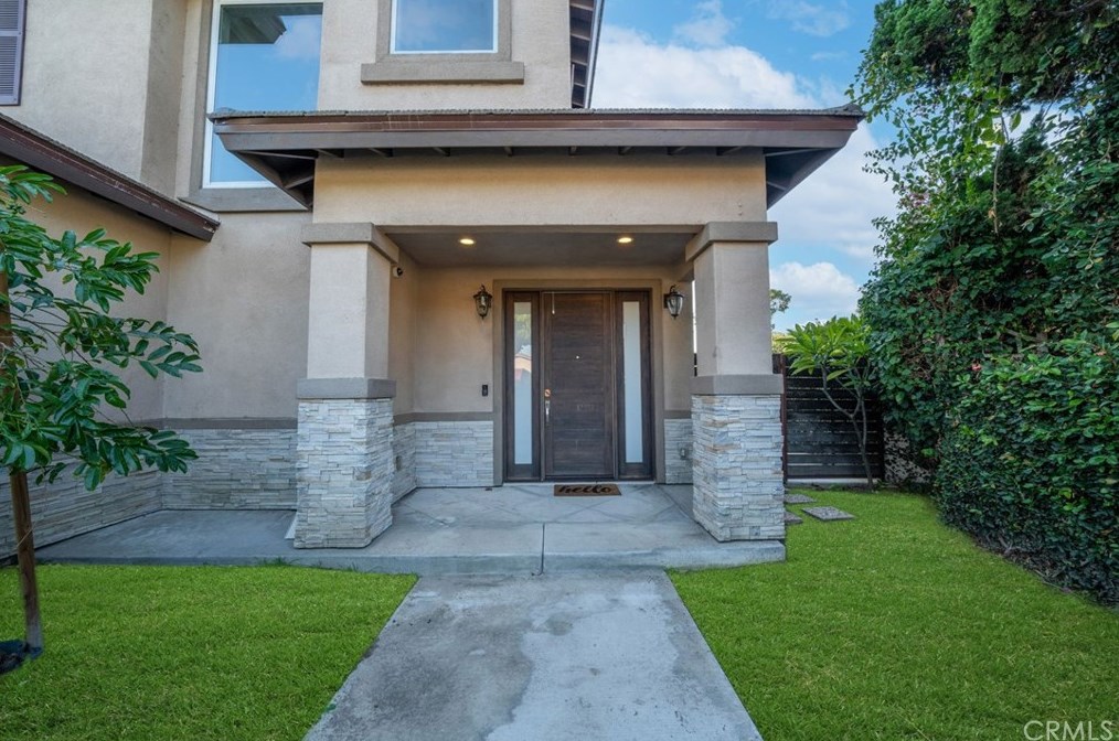 13002 Brazil St, Artesia, CA 90703-7319