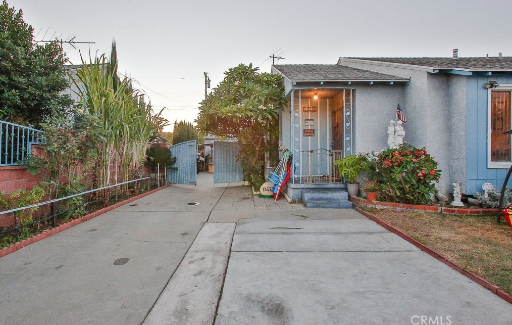 12639 Paddison Ave, Norwalk CA  90650-3052 exterior