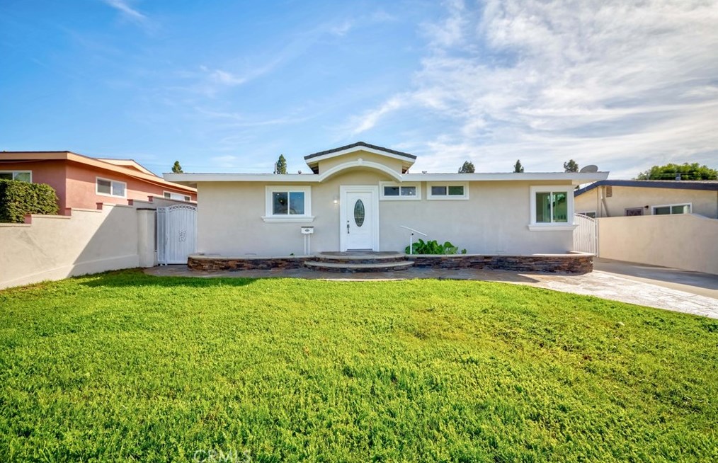 14014 Salada Rd, La Mirada, CA 90638-3736