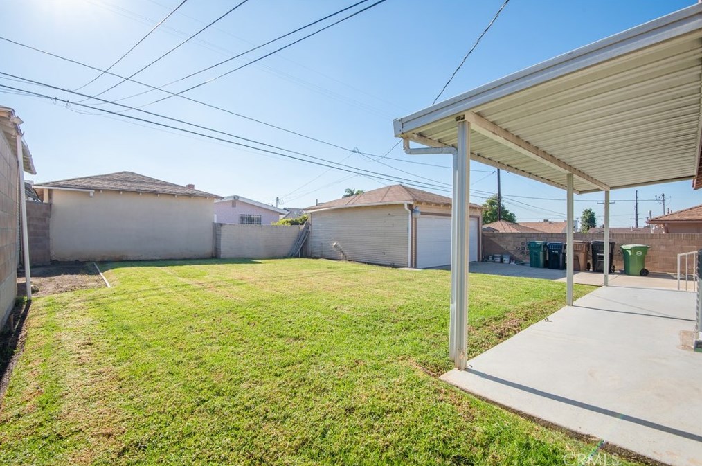 1722 108th St, Los Angeles CA  90047-4413 exterior