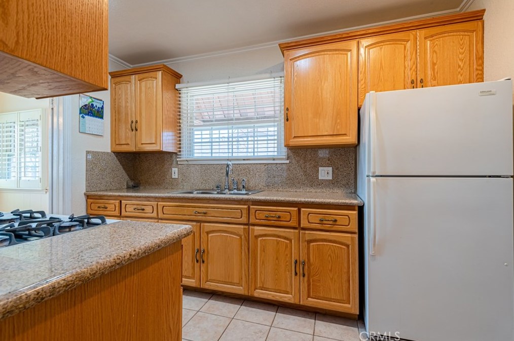 1722 108th St, Los Angeles CA  90047-4413 exterior