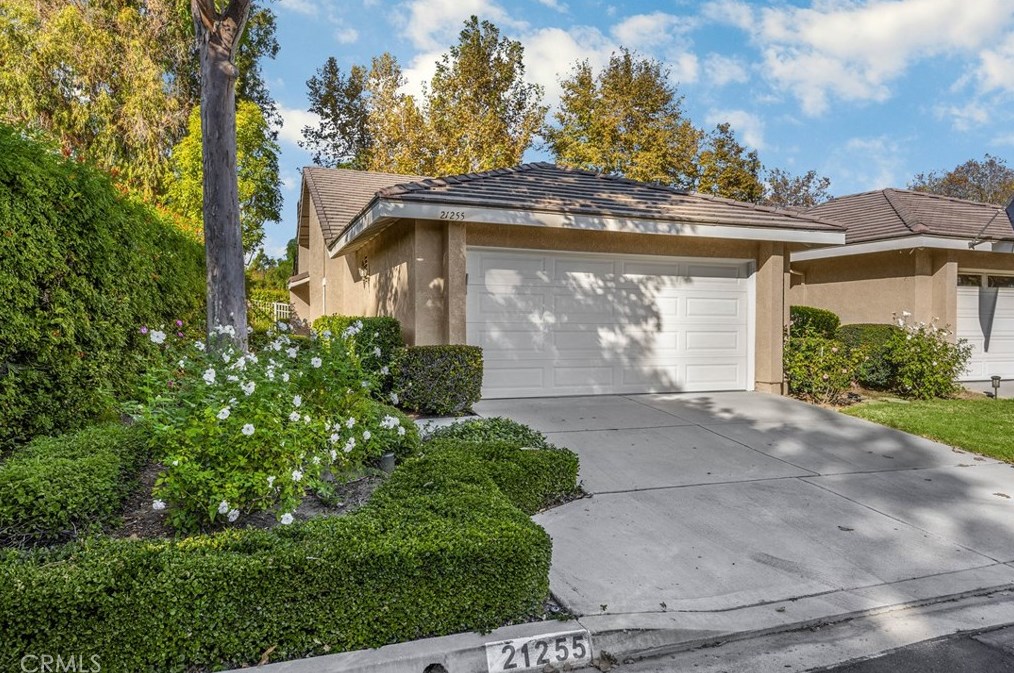 21255 Via Del Vaquero, Yorba Linda, CA 92887-3577