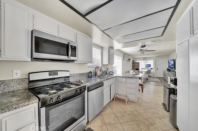 10423 Hayford St #h, Bellflower, CA 90706