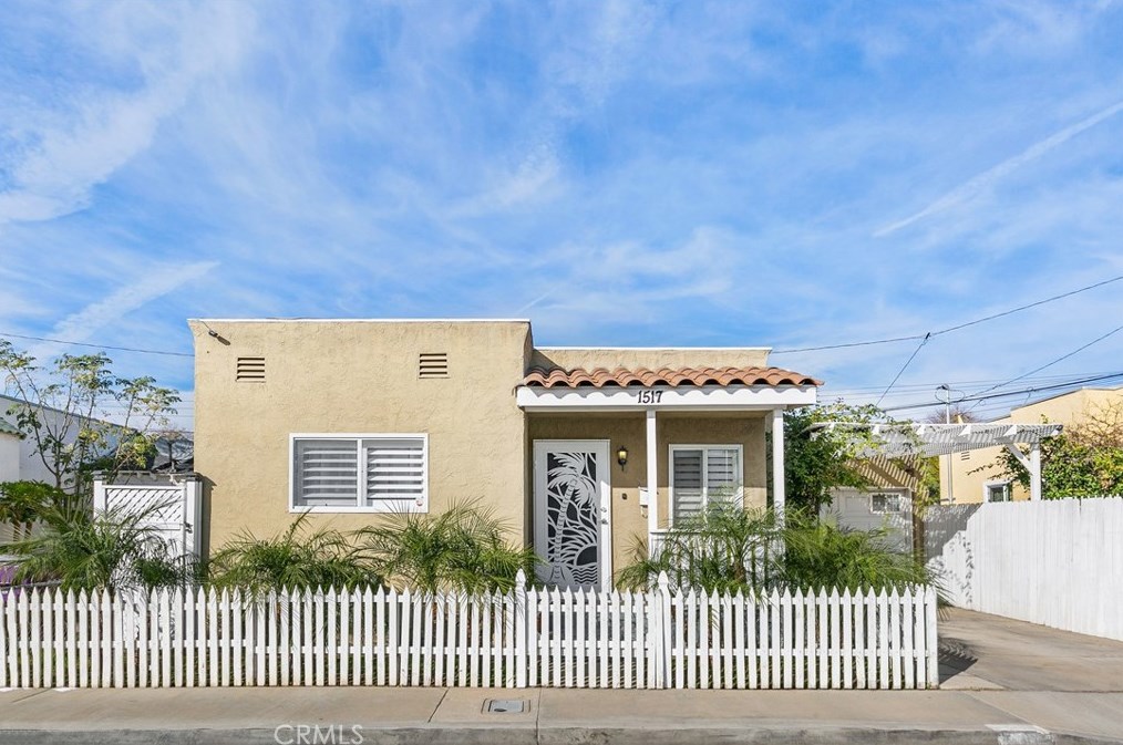 1517 E Bailey Way, Long Beach, CA 90813