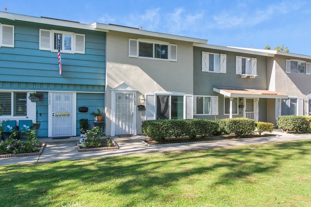 19788 Coventry Ln, Huntington Beach, CA 92646