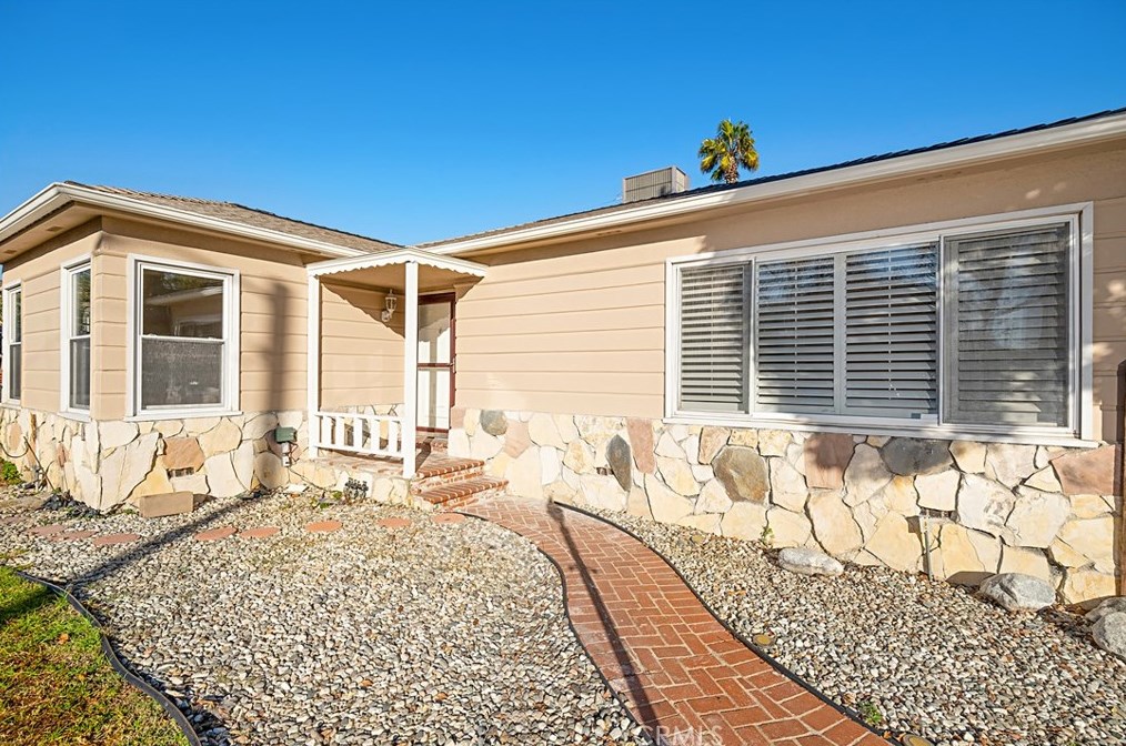 5416 Eileen Ave, Los Angeles, CA 90043-2212