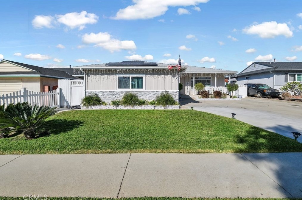 15821 Sharonhill Dr, Whittier, CA 90604