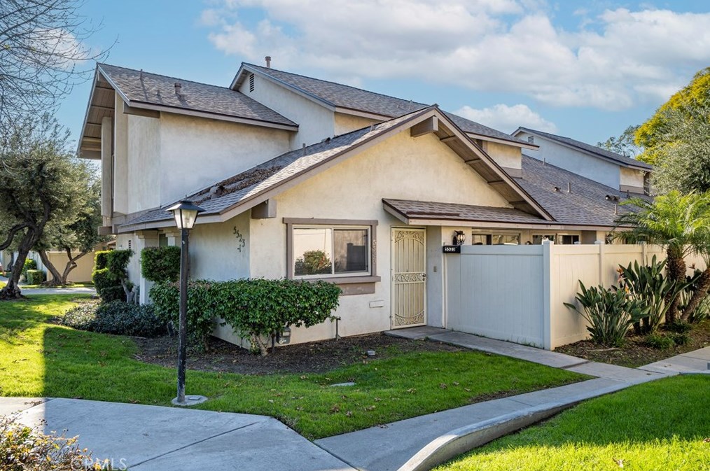 5523 Pioneer Blvd #30, Santa Fe Springs, CA 90601