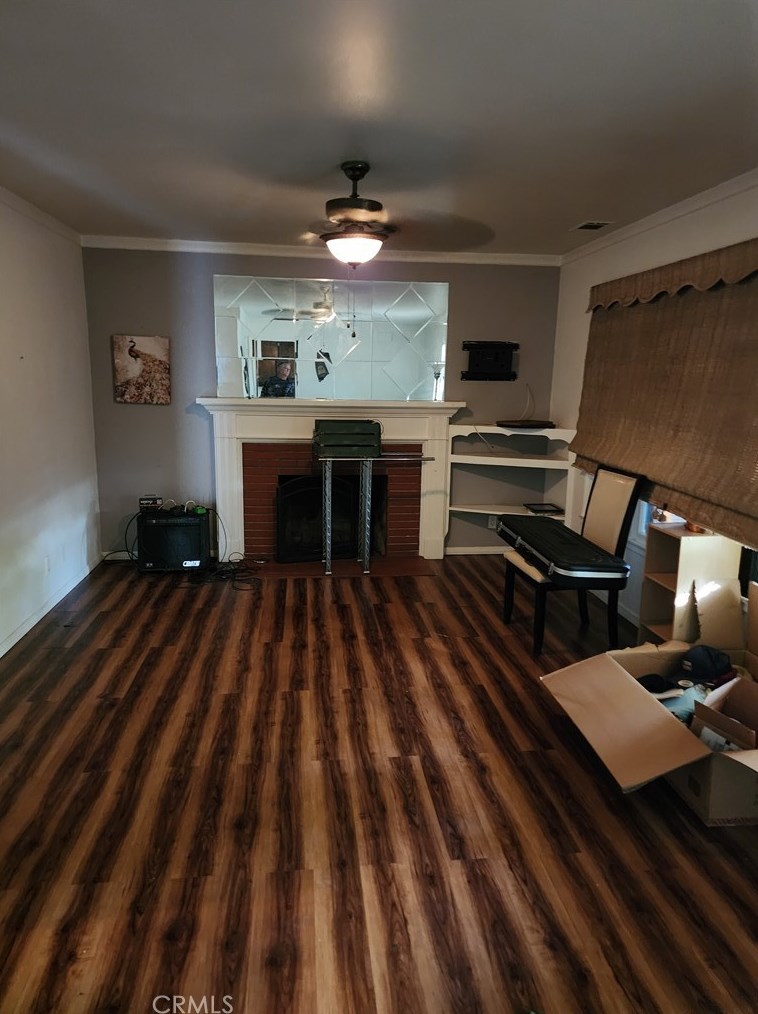 820 James Pl, Pomona, CA 91767-3310