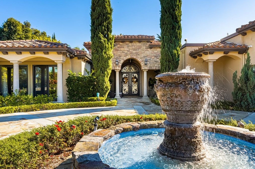 4816 E Santa Ana Canyon Rd, Anaheim, CA 92807