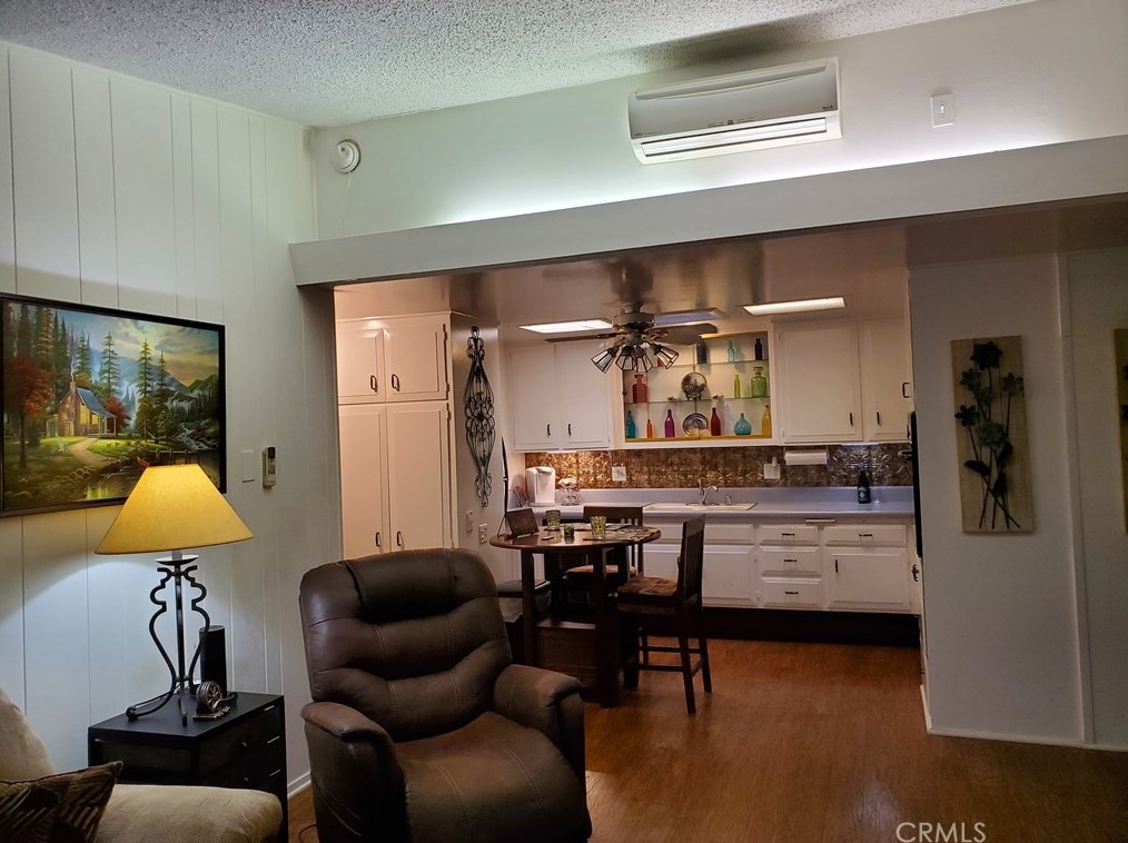 13880 Canoe Brook Dr #4c, Seal Beach, CA 90740