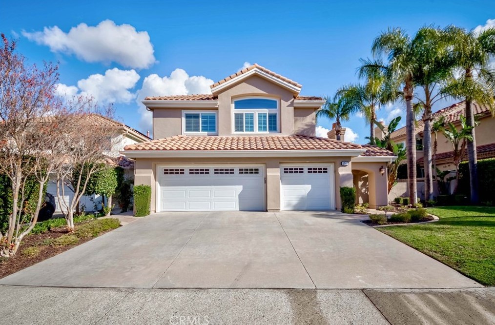 8241 E Hillsdale Dr, Orange, CA 92869