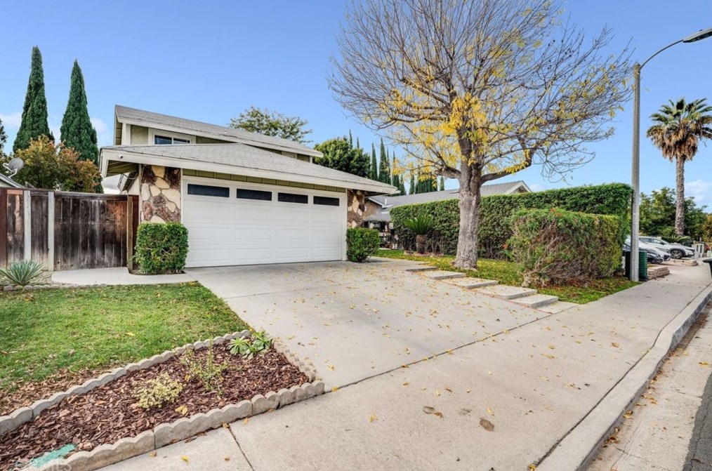 22911 Aspan St, El Toro, CA 92630