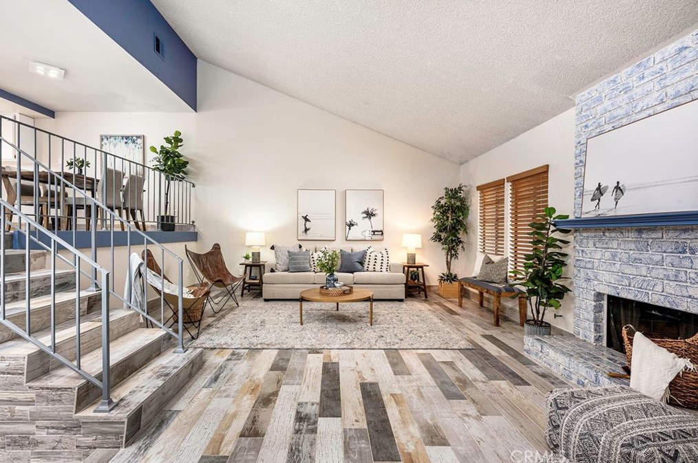 4430 Shorebird Dr, Huntington Beach, CA 92649-3158