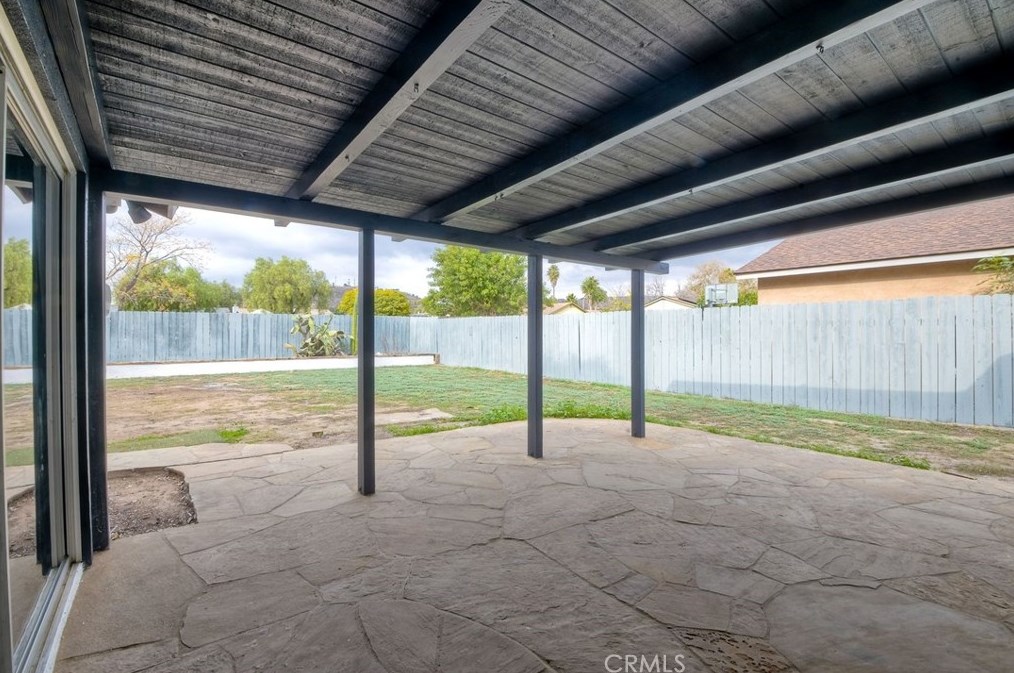 1216 Kent Ave, Escondido CA  92027-1416 exterior