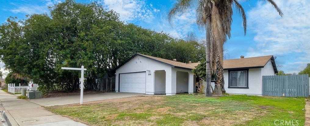 1216 Kent Ave, Escondido, CA 92027
