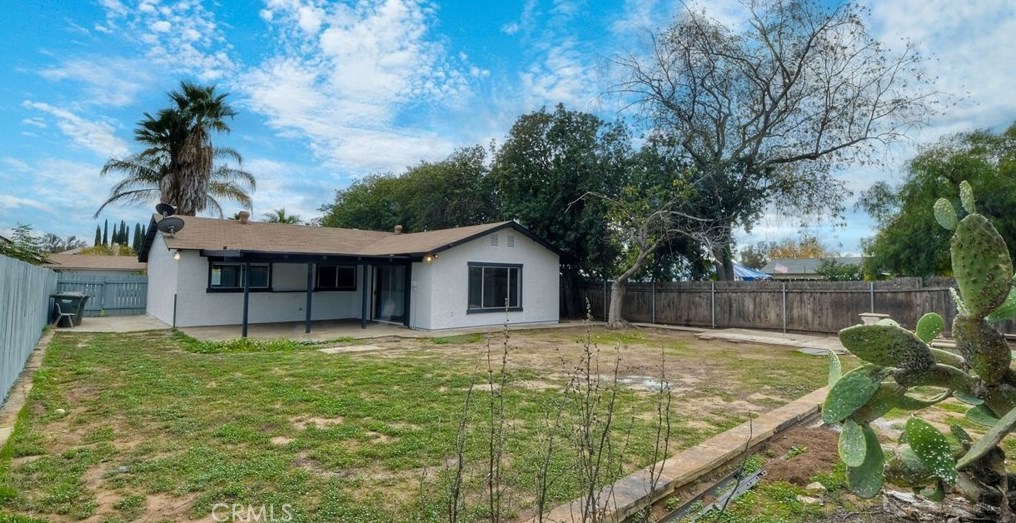 1216 Kent Ave, Escondido CA  92027-1416 exterior