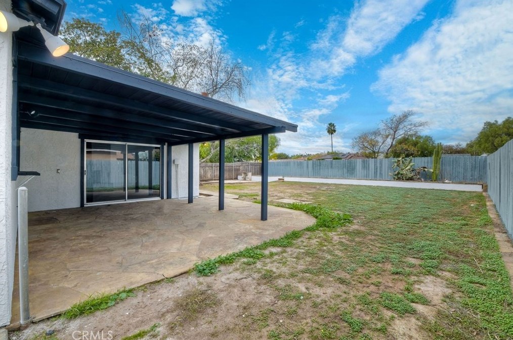 1216 Kent Ave, Escondido CA  92027-1416 exterior