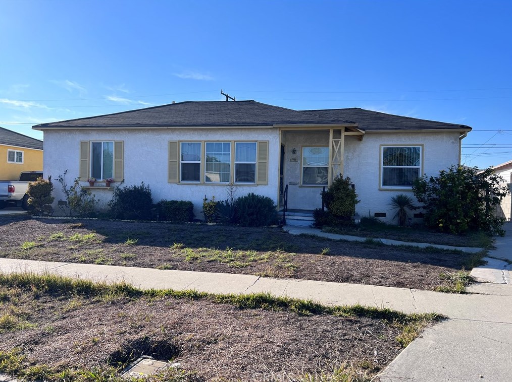 1215 S Exmoor Ave, Compton, CA 90220