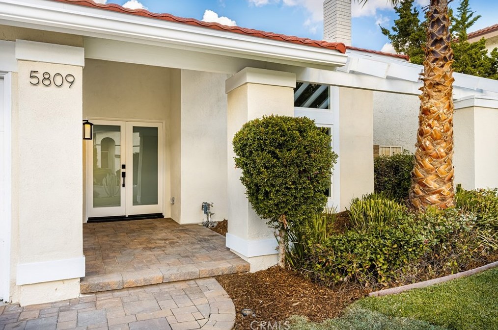 5809 E Camino Pinzon, Anaheim, CA 92807