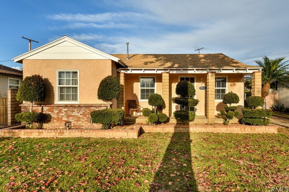 10531 Rose Dr, Whittier, CA 90606