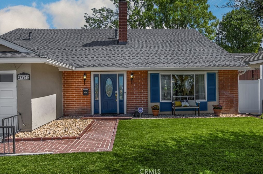 324 Platina Dr, Pomona, CA 91765-1325