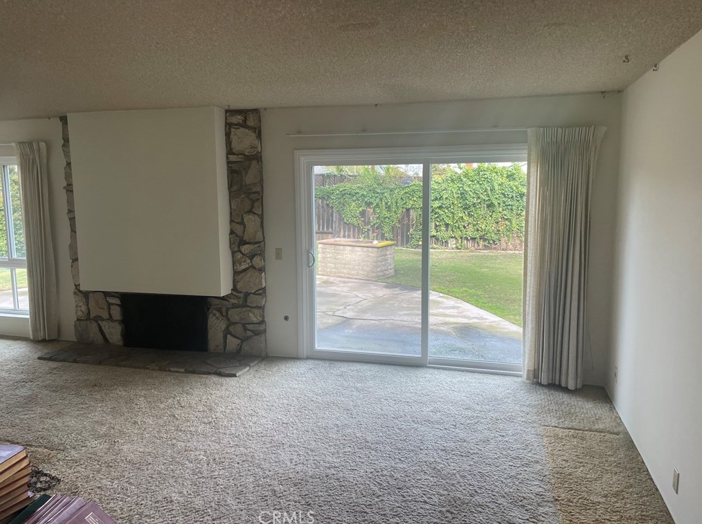 1108 El Camino Dr, Costa Mesa CA  92626-5529 exterior