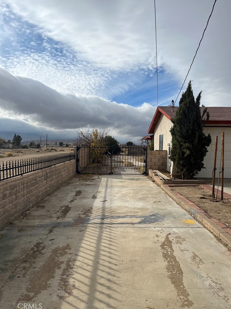 38671 18th St, Palmdale, CA 93550