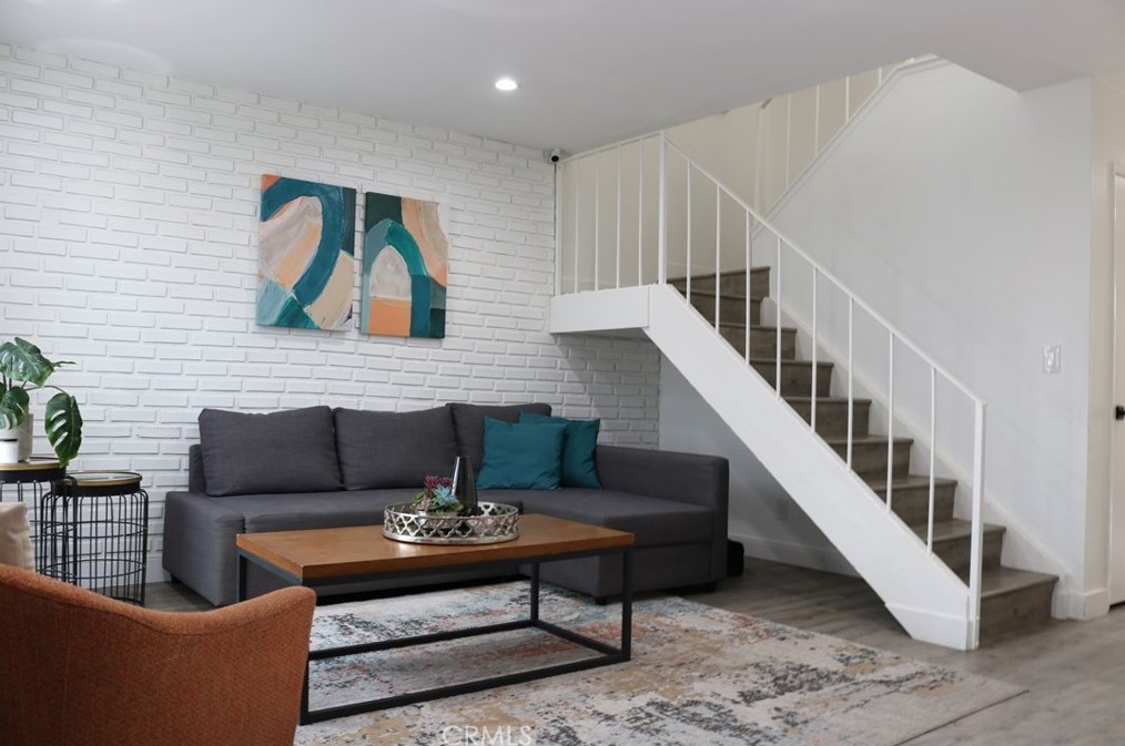 11706 S Sugarpine Ln, Orange, CA 92869