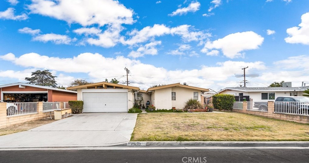 8420 Flallon Ave, Santa Fe Springs, CA 90606