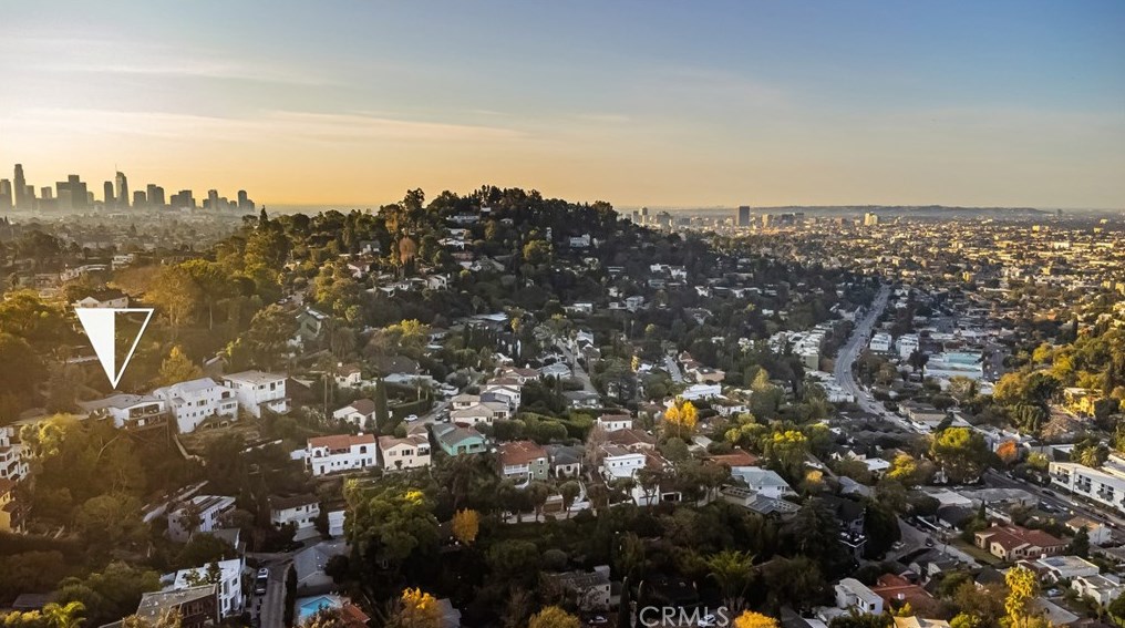 2207 Micheltorena St, Los Angeles CA  90039-3020 exterior
