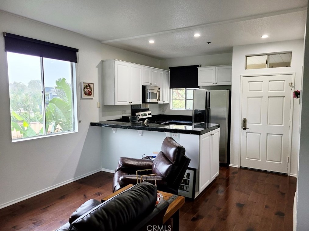 20331 Bluffside Cir #111, Huntington Beach, CA 92646
