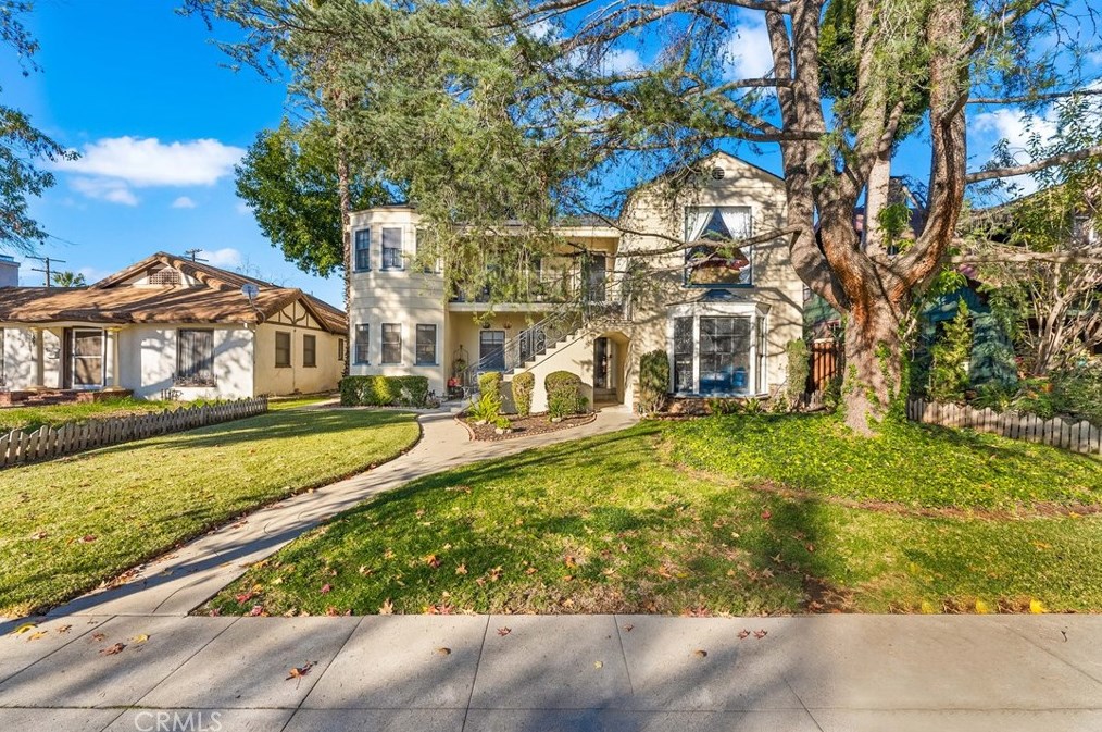 307 Lincoln Ave, Pomona, CA 91767-3929