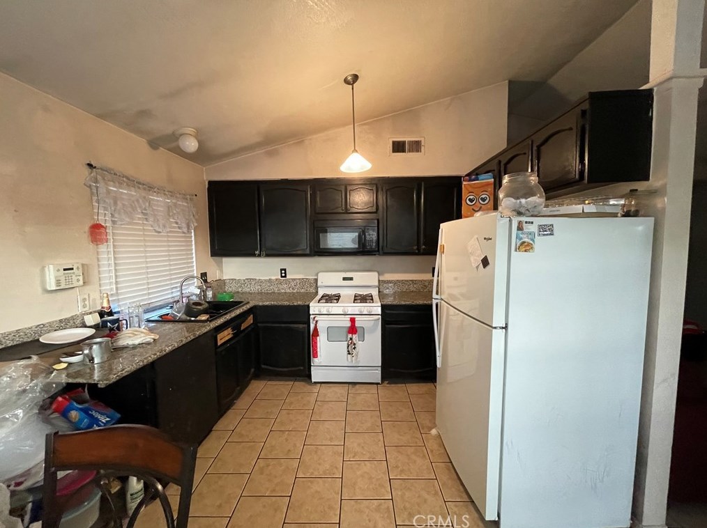 15403 Theresa Ave, Moreno Valley, CA 92551-3668