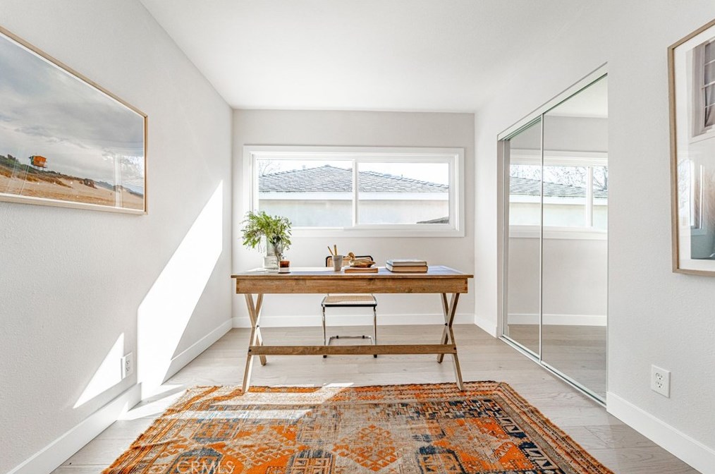 7451 Midfield Ave, Los Angeles CA  90045-3229 exterior