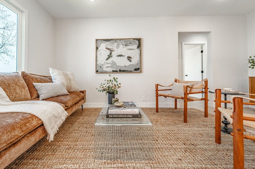 7451 Midfield Ave, Los Angeles CA  90045-3229 exterior