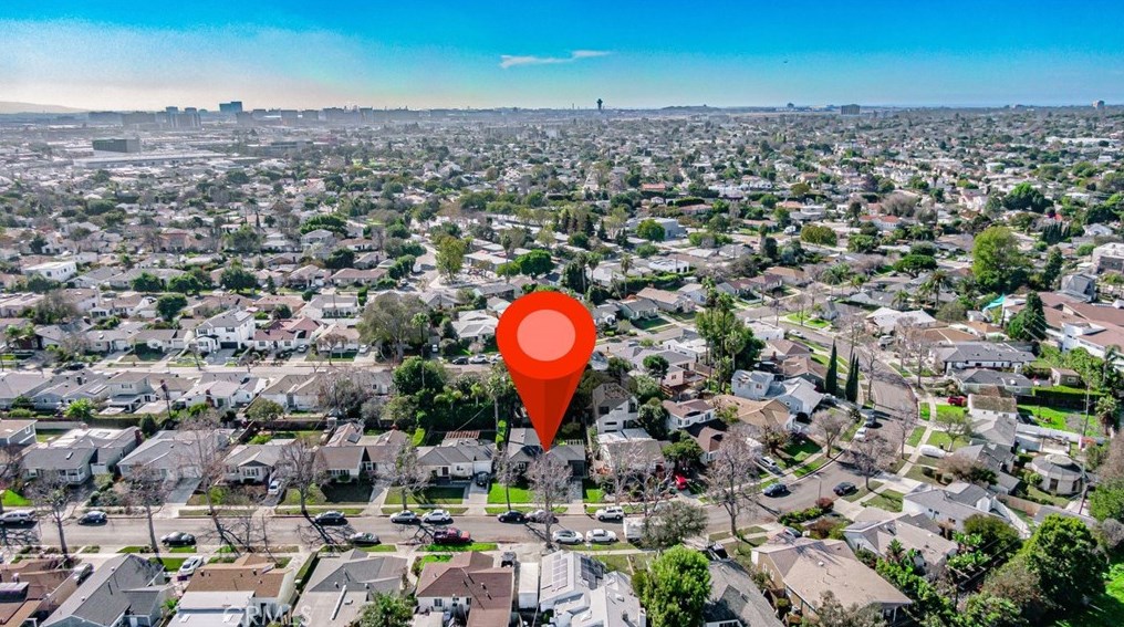 7451 Midfield Ave, Los Angeles CA  90045-3229 exterior