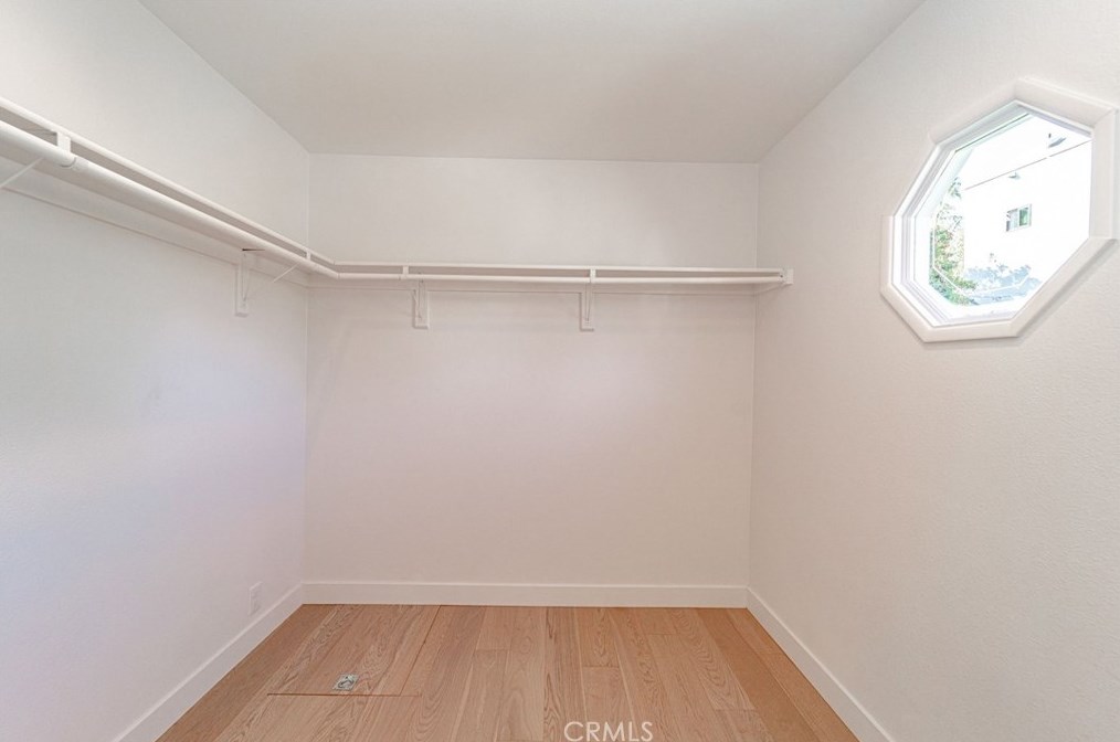 7451 Midfield Ave, Los Angeles CA  90045-3229 exterior