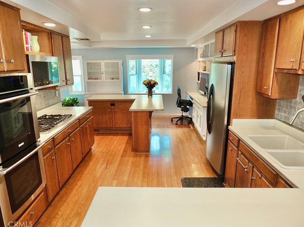 11142 Bennington St, Los Alamitos, CA 90720