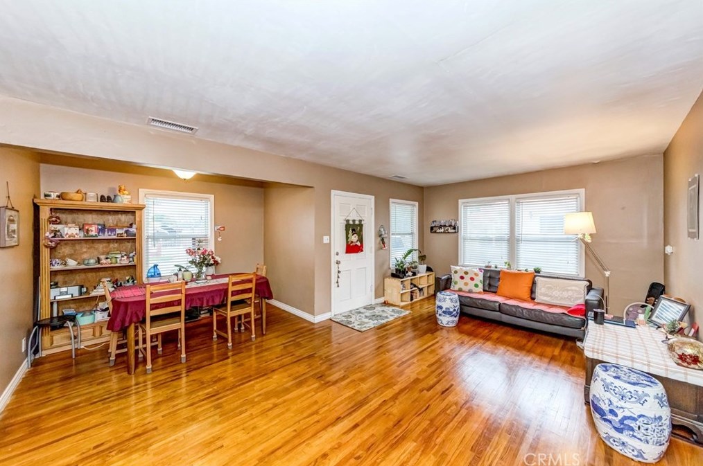 14409 Longworth Ave, Norwalk CA  90650-4722 exterior