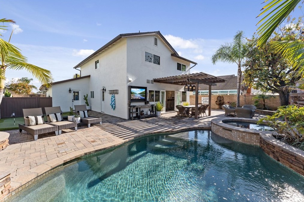 20071 Port Greenwich Ln, Huntington Beach, CA 92646