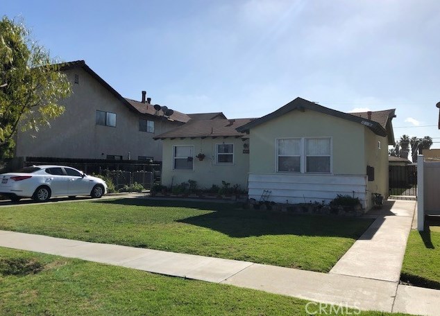 4312 Howard Ave, Los Alamitos, CA 90720