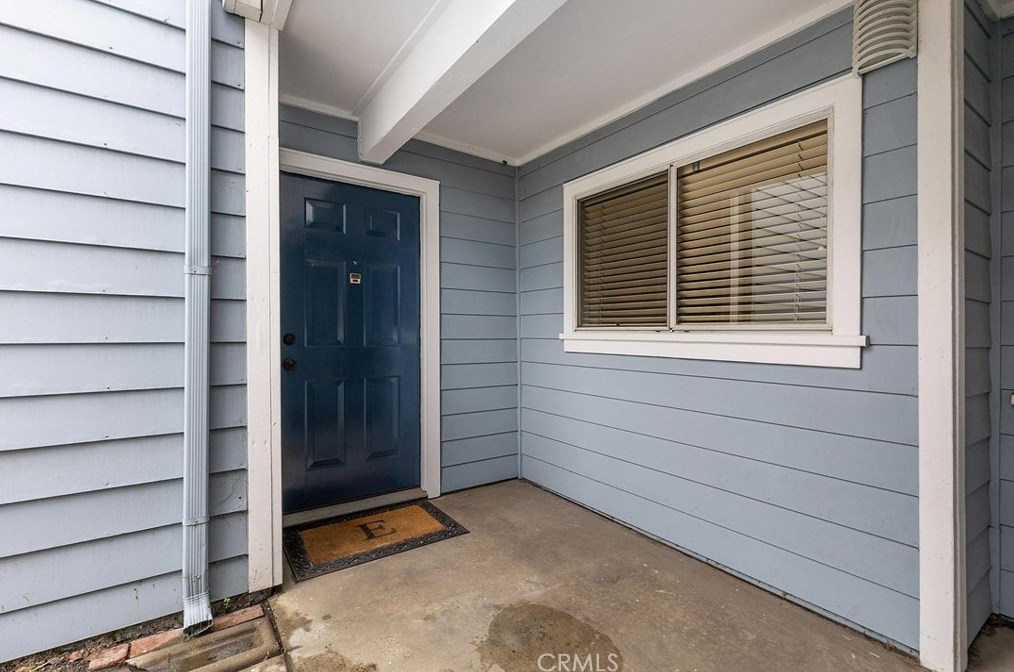 12884 Sycamore Village Dr, Norwalk, CA 90650