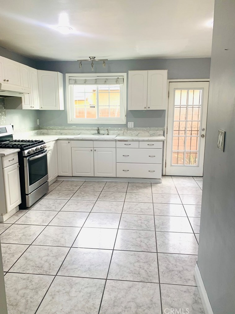 13707 Stanstead Ave, Norwalk, CA 90650
