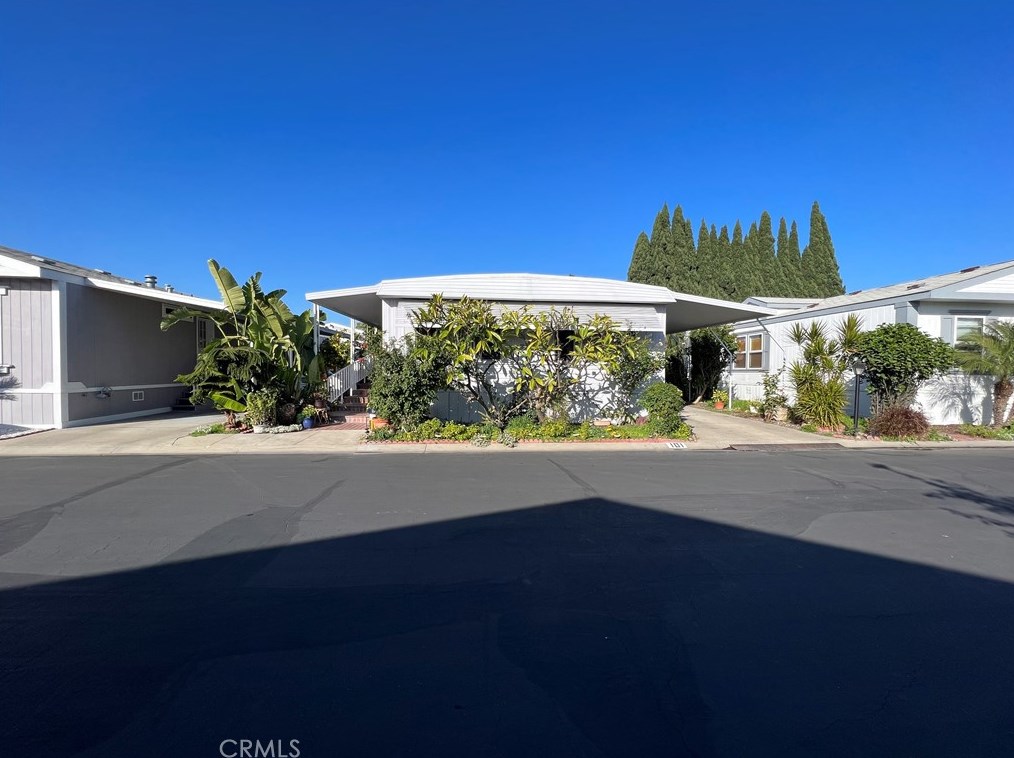 8200 Bolsa Ave #101, Midway City, CA 92655