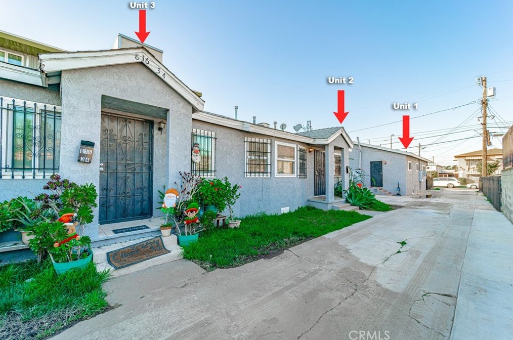 816 Colden Ave, Los Angeles, CA 90044-4777
