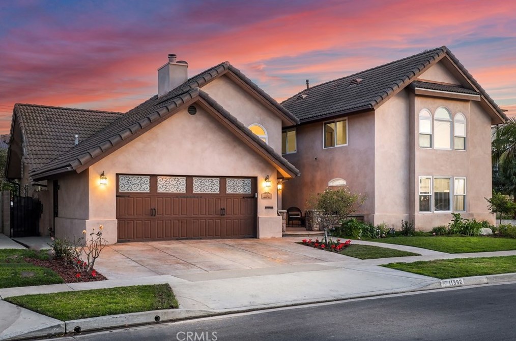 11392 Donovan Rd, Los Alamitos, CA 90720