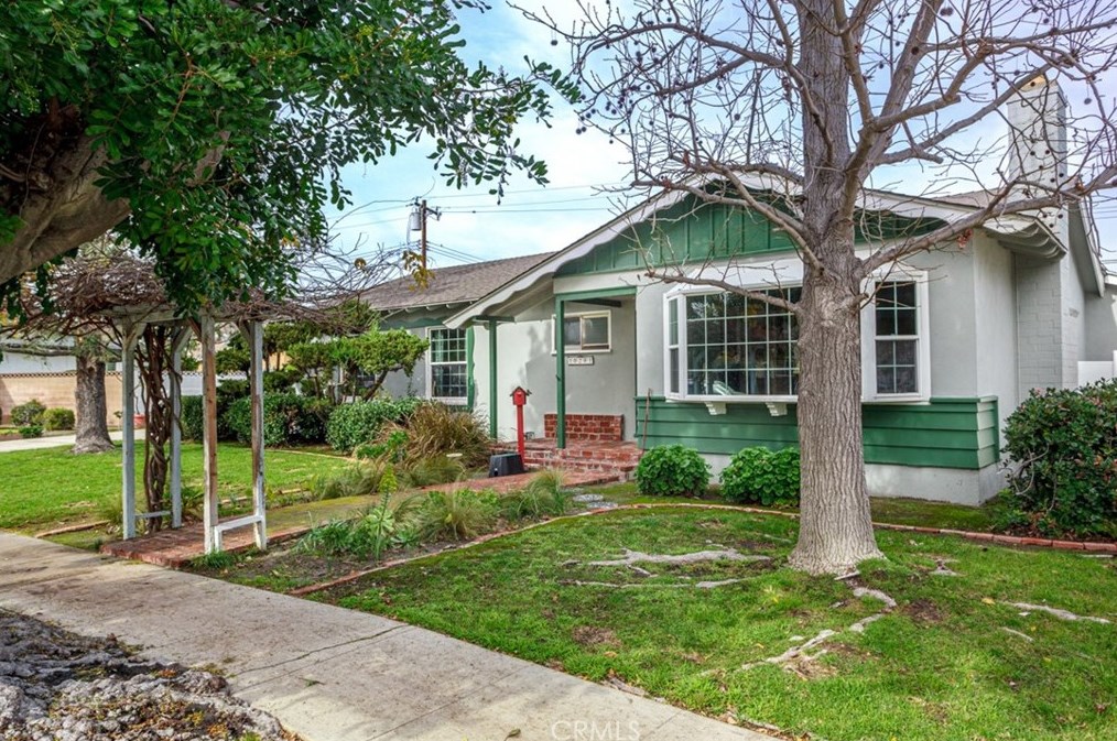 10281 Hill Rd, Garden Grove, CA 92840