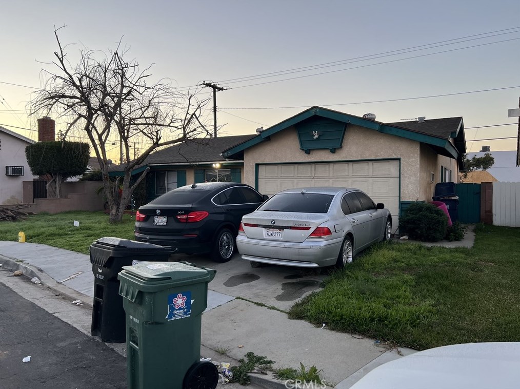 312 Alsina St, Los Angeles, CA 90061-2131